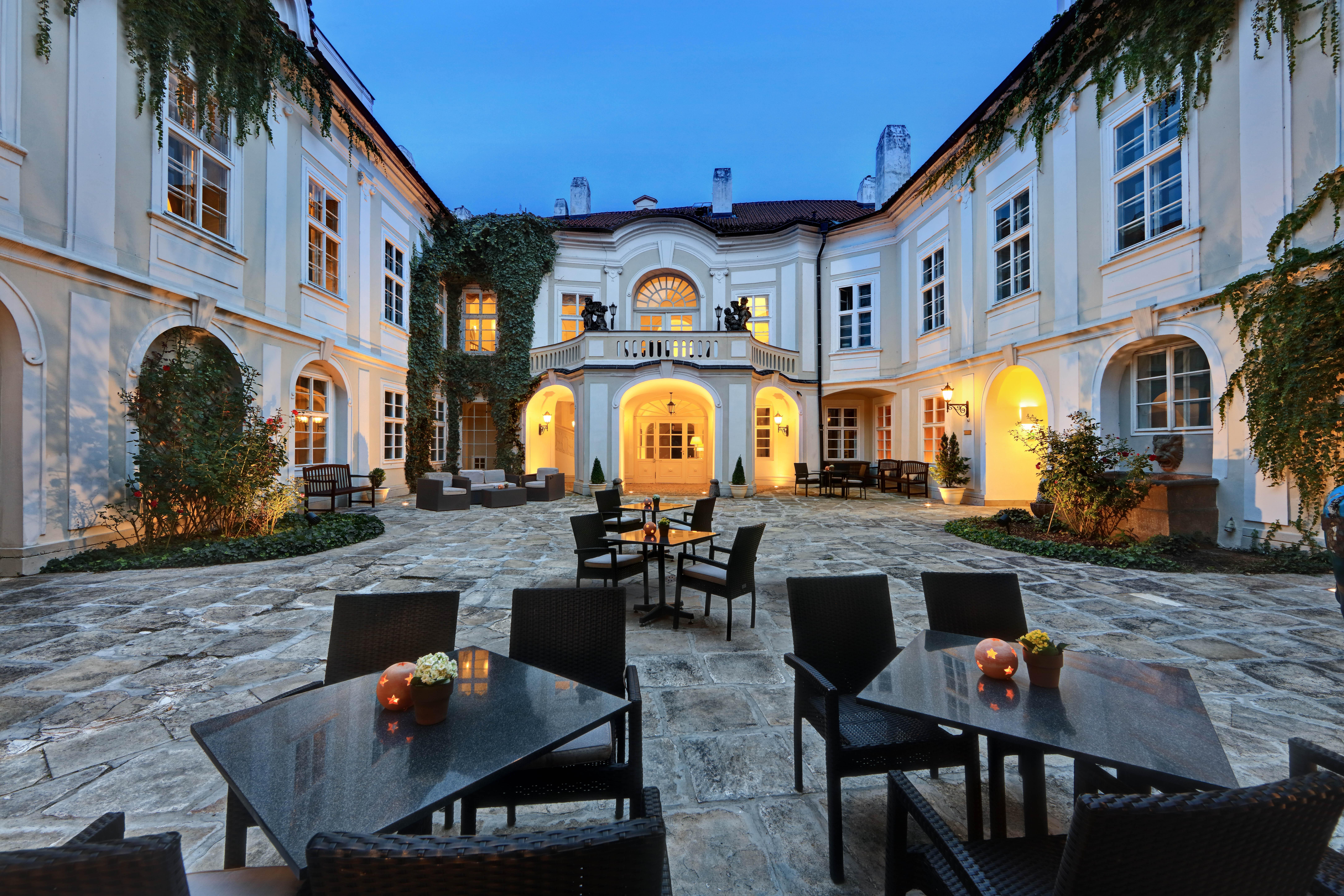 The Mozart Prague Hotel Екстериор снимка