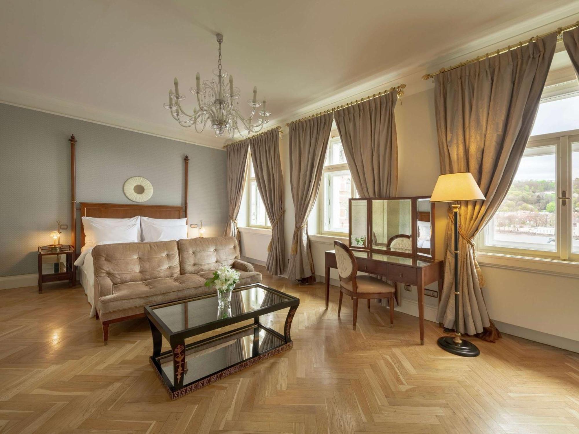 The Mozart Prague Hotel Екстериор снимка